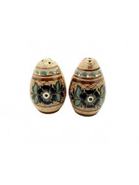 Vintage Handmade Studio Pottery Salt & Pepper Shakers Southwest Folk Art